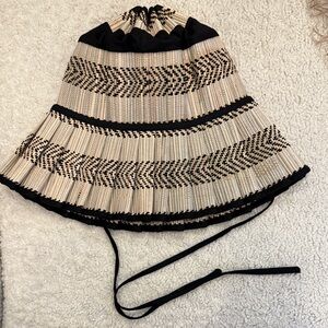 Lorna Murray-Striped Black and Beige Bucket Hat. Very clean.